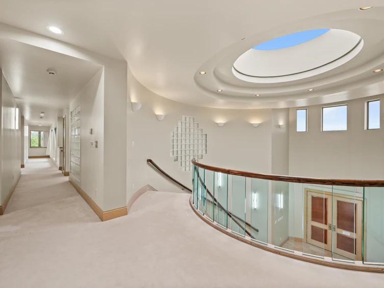 828 Beachview Drive, North Vancouver, BC, V7G 1R1 - 13