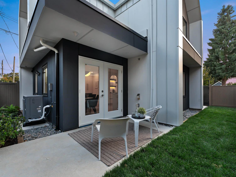 1630 E 21st Avenue, Vancouver, BC, V5N 2N5 - 30