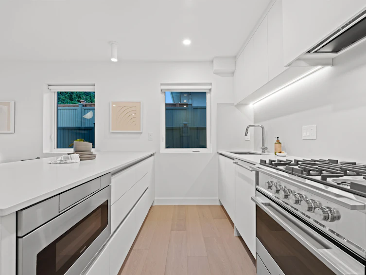 1630 E 21st Avenue, Vancouver, BC, V5N 2N5 - 7