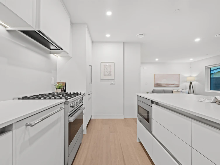 1630 E 21st Avenue, Vancouver, BC, V5N 2N5 - 9