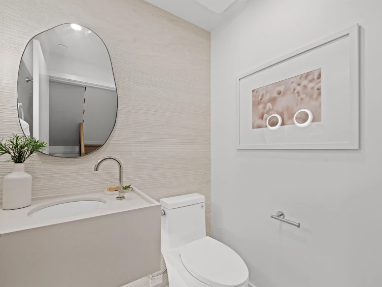 1630 E 21st Avenue, Vancouver, BC, V5N 2N5 - 11