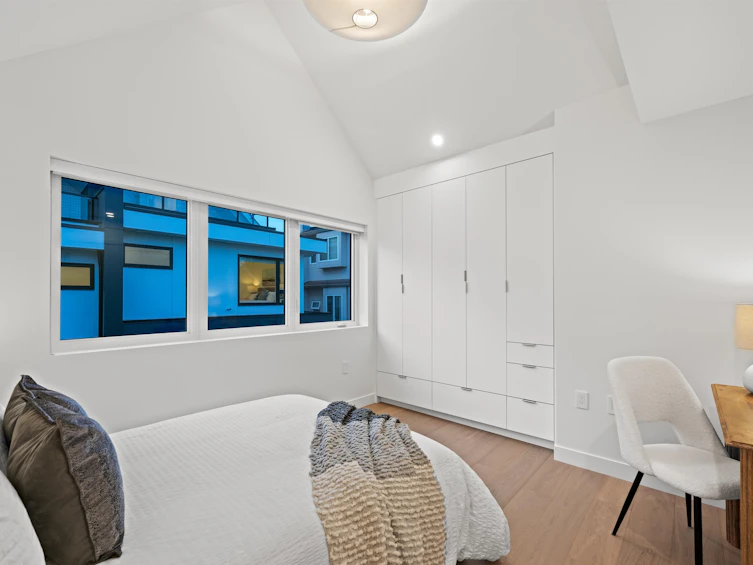 1630 E 21st Avenue, Vancouver, BC, V5N 2N5 - 23