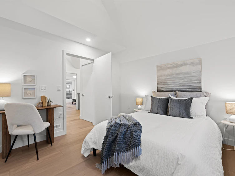 1630 E 21st Avenue, Vancouver, BC, V5N 2N5 - 22