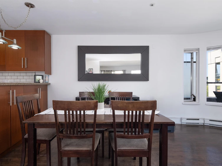 403-118 E 2nd Street, North Vancouver, BC, V7L 1C3 - 7