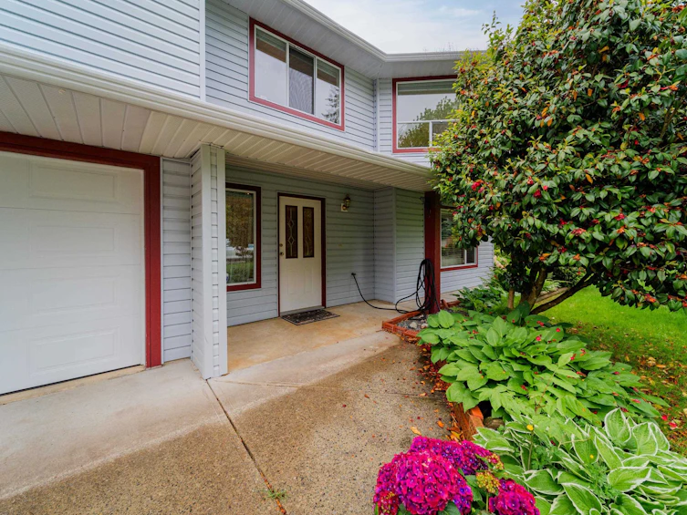 21282 Campbell Avenue, Maple Ridge, BC, V2X 7G6 - 36
