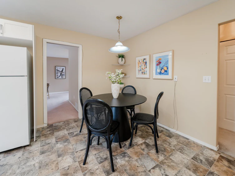 21282 Campbell Avenue, Maple Ridge, BC, V2X 7G6 - 8
