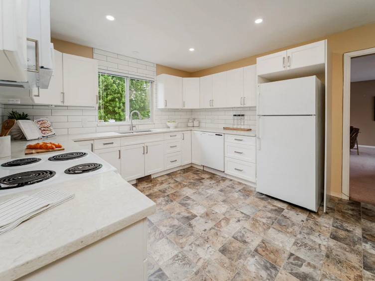 21282 Campbell Avenue, Maple Ridge, BC, V2X 7G6 - 6
