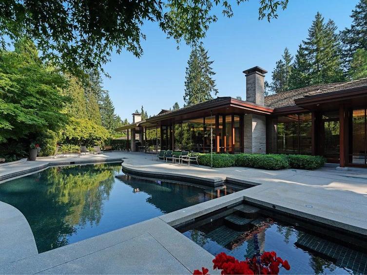 375 Hidhurst Place, West Vancouver, BC, V7S 1K2 - 3