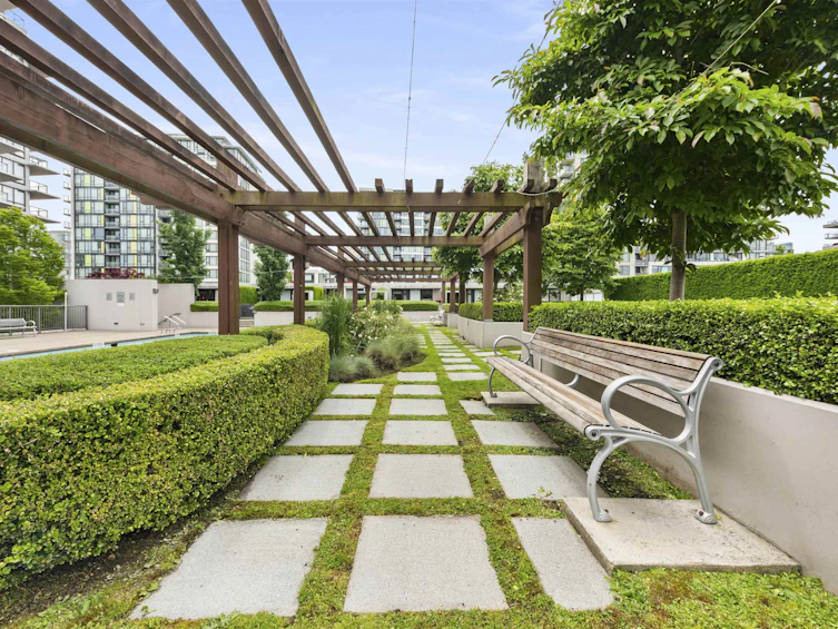 711-5811 No. 3 Road, Richmond, BC, V6X 4L7 - 12