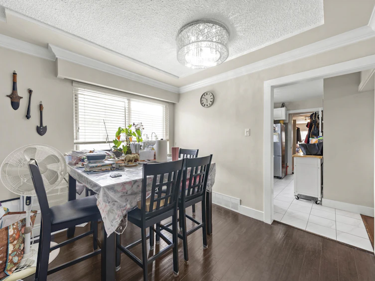 4835 Chatham Street, Vancouver, BC, V5R 3Z1 - 8