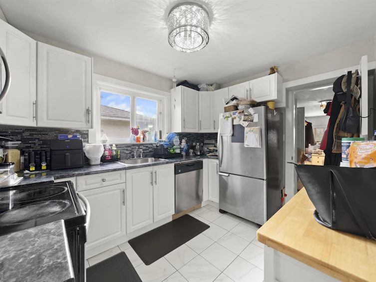 4835 Chatham Street, Vancouver, BC, V5R 3Z1 - 9