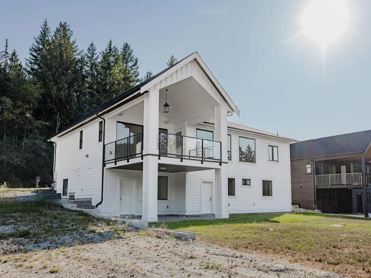 1203 Castle Road, Gibsons, BC, V0N 1V5 - 33