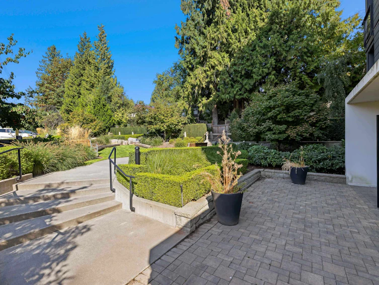 306-13919 Fraser Highway, Surrey, BC, V3T 4E6 - 23