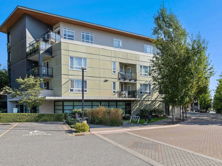 306-13919 Fraser Highway, Surrey, BC, V3T 4E6 - 25