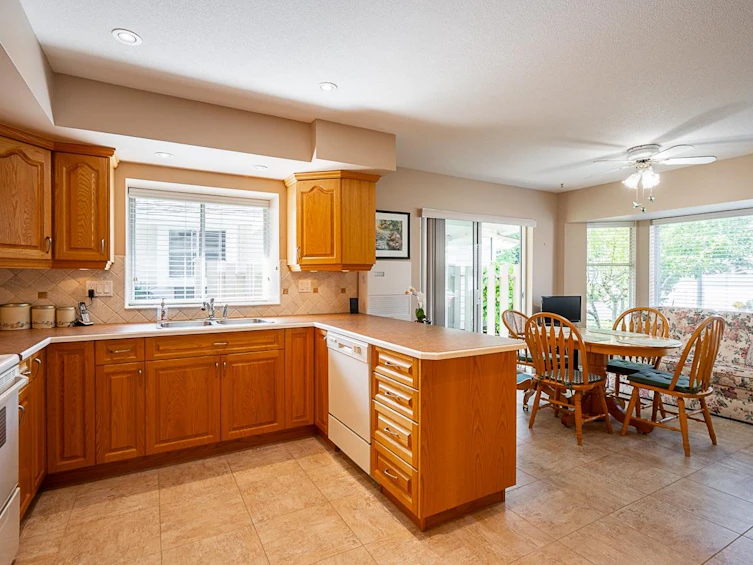 18-21746 52 Avenue, Langley, BC, V2Y 1L4 - 9
