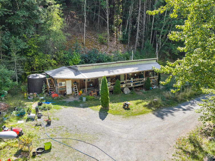 49300 Trans Canada Highway, Hope, BC, V0K 1C0 - 9