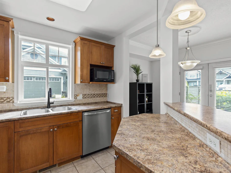 19-32849 Egglestone Avenue, Mission, BC, V2V 7S1 - 4