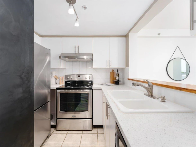 704-288 E 8th Avenue, Vancouver, BC, V5T 4S8 - 11