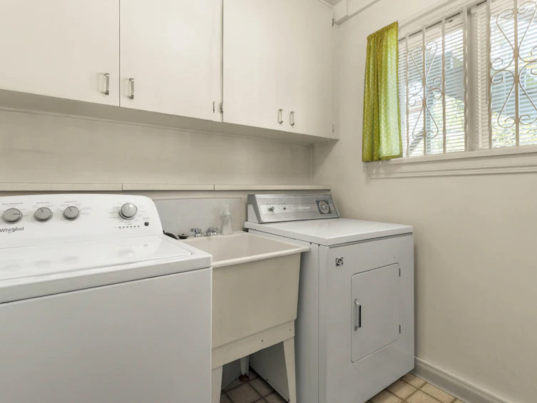 2015 W 13th Avenue, Vancouver, BC, V6J 2H8 - 19