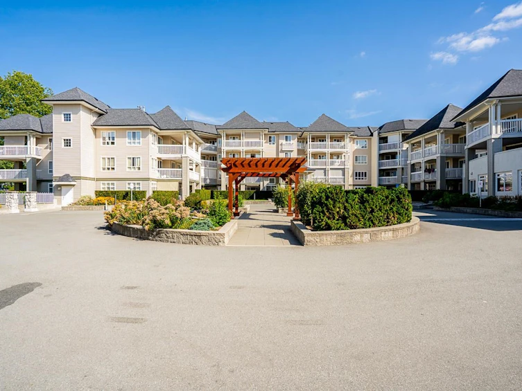 208-22022 49 Avenue, Langley, BC, V3A 3R9 - 35