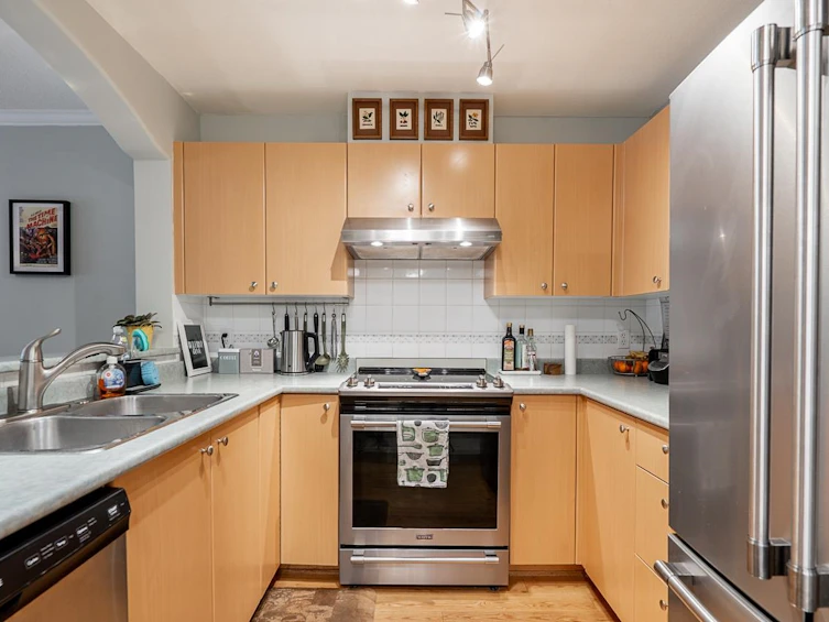 208-22022 49 Avenue, Langley, BC, V3A 3R9 - 9