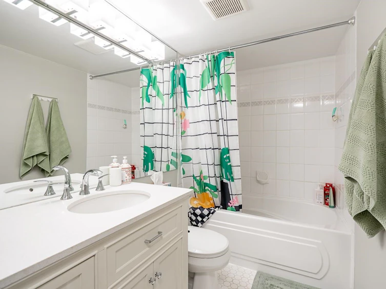 208-22022 49 Avenue, Langley, BC, V3A 3R9 - 18