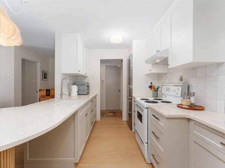 108-3787 W 4th Avenue, Vancouver, BC, V6R 1P4 - 3