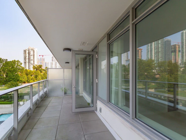 409-2388 Madison Avenue, Burnaby, BC, V5C 0K8 - 9