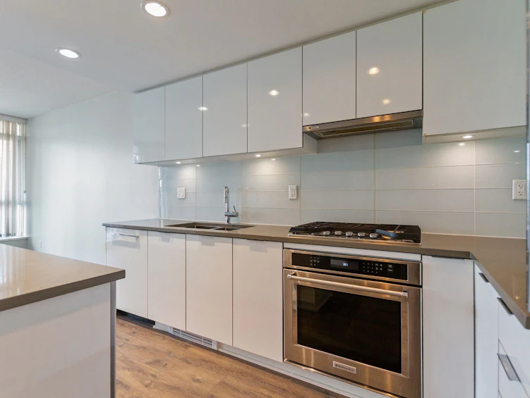 409-2388 Madison Avenue, Burnaby, BC, V5C 0K8 - 14