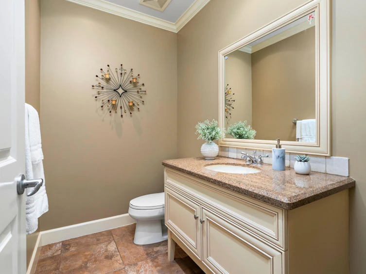 906 Prospect Avenue, North Vancouver, BC, V7R 2M3 - 25