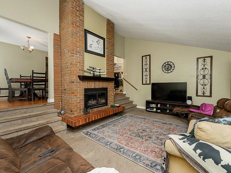 3799 196a Street, Langley BC V3A 5W6