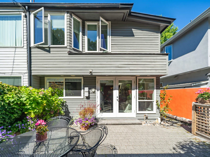 1744 W 14th Avenue, Vancouver BC V6J 2J7
