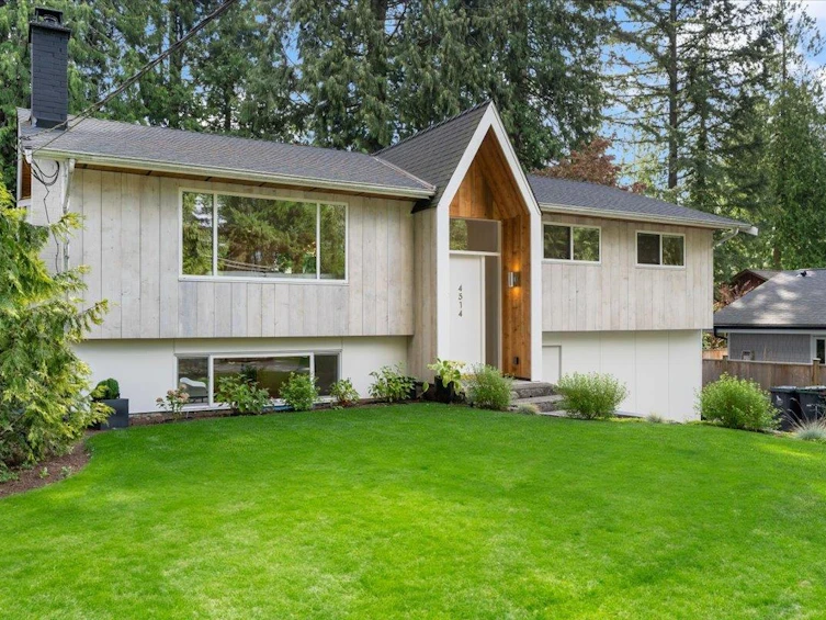 4514 Glenwood Avenue, North Vancouver, BC, V7R 4G5