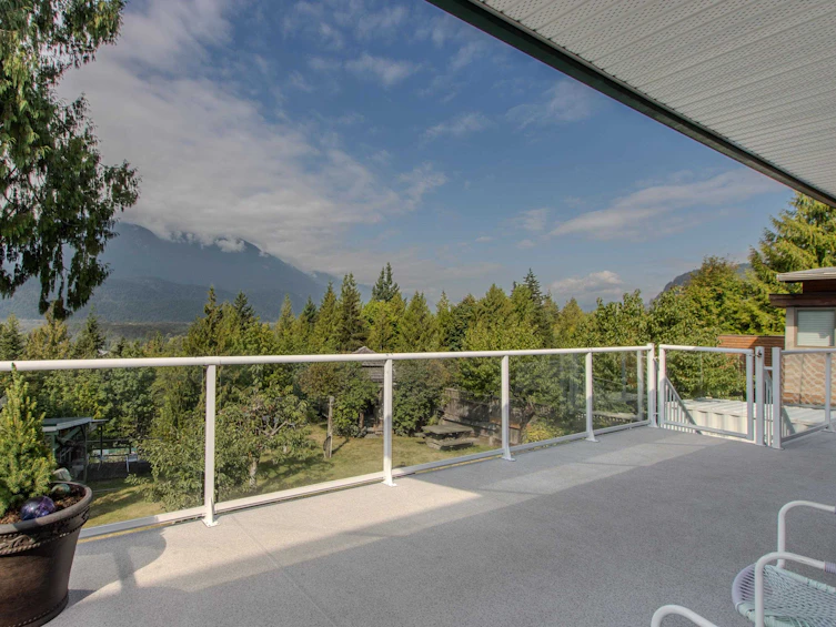 40413 Ayr Drive, Squamish, BC, V8B 0P3 - 8
