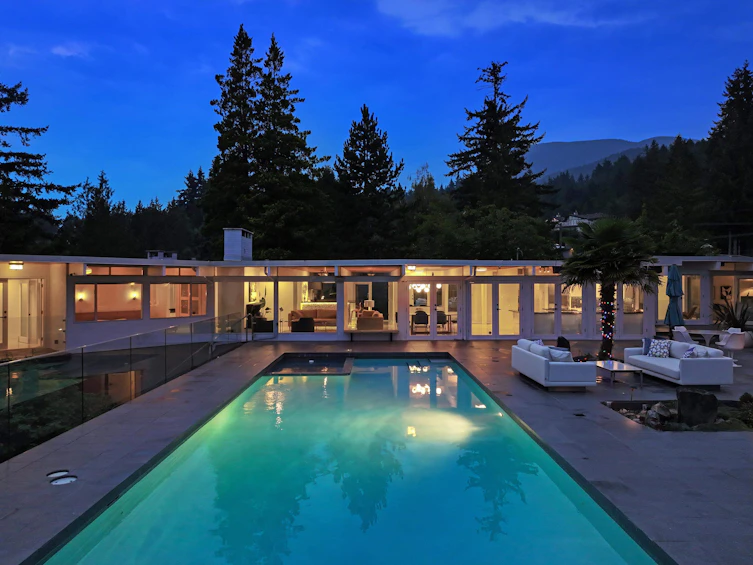 4514 Woodgreen Drive, West Vancouver, BC, V7S 2V1