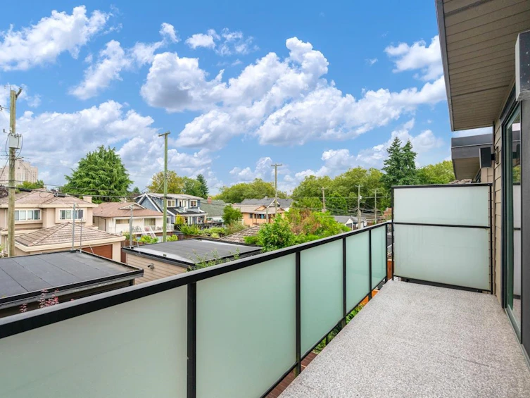 969 W 18th Avenue, Vancouver, BC, V5Z 1W4 - 18