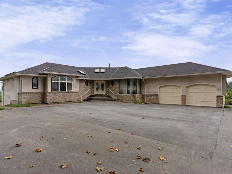 29325 Marsh Mccormick Road, Abbotsford, BC, V4X 2B4 - 2