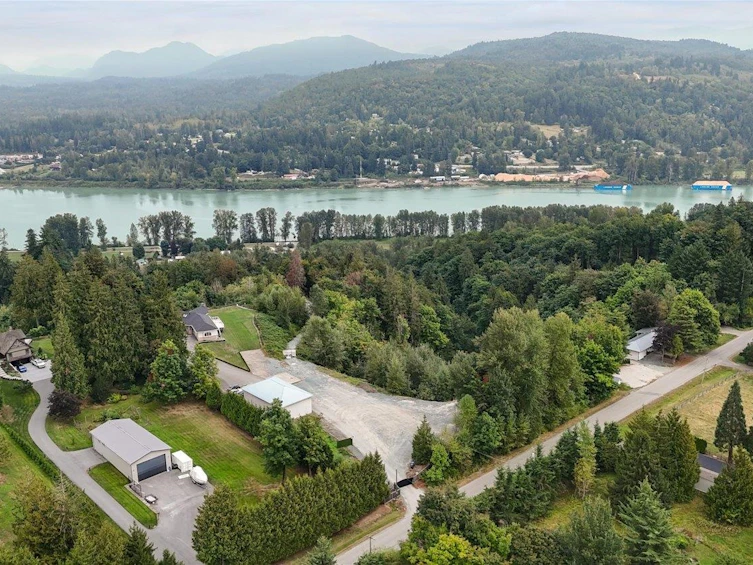 29325 Marsh Mccormick Road, Abbotsford, BC, V4X 2B4