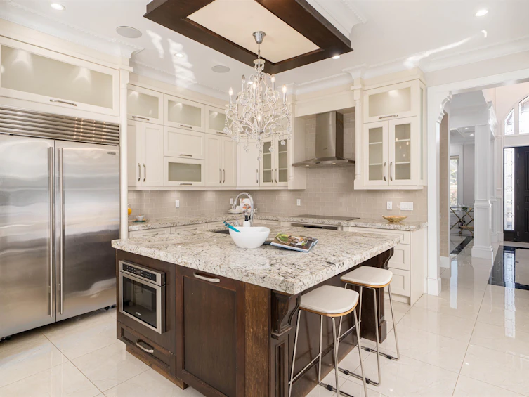 8111 Cathay Road, Richmond, BC, V7C 3C5 - 13