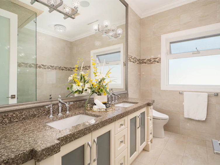8111 Cathay Road, Richmond, BC, V7C 3C5 - 26