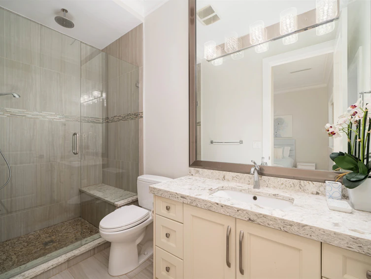 8111 Cathay Road, Richmond, BC, V7C 3C5 - 21