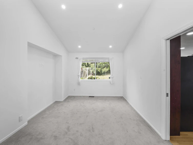 8623 141 Street, Surrey, BC, V3W 3A9 - 8