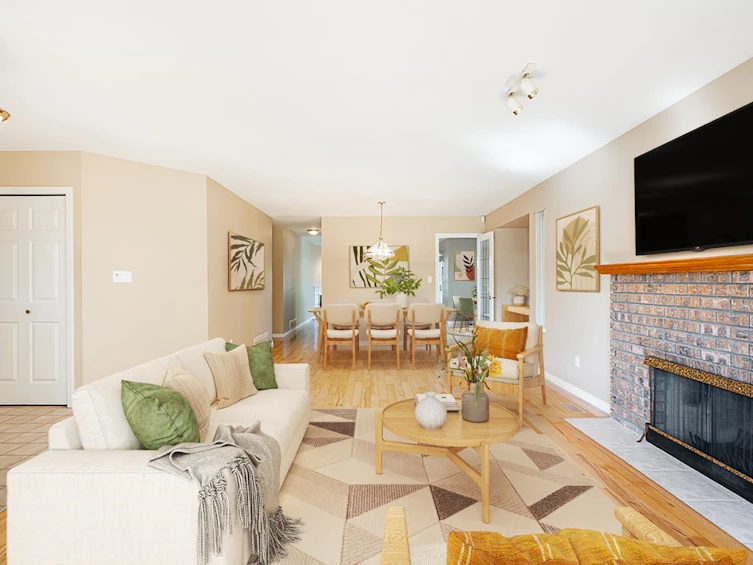 18671 60a Avenue, Surrey, BC, V3S 7P4 - 2