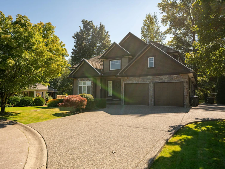 9110 163a Street, Surrey, BC, V4N 5S5