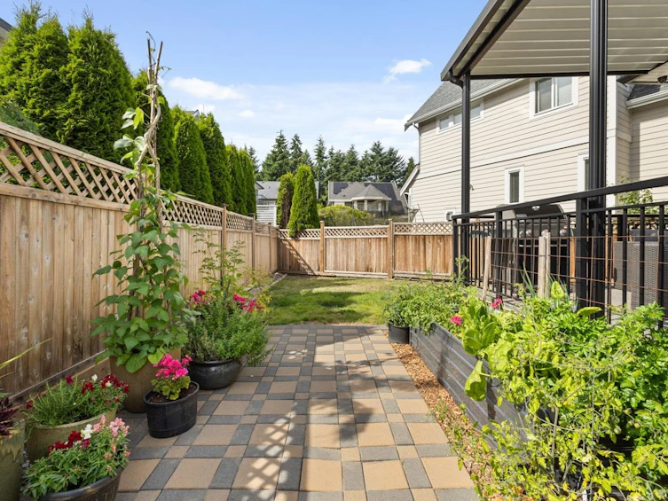 327 171a Street, Surrey, BC, V3Z 9P5 - 39