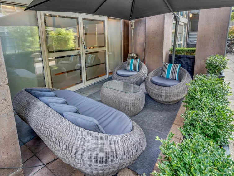 211&212-1529 W 6th Avenue, Vancouver, BC, V6J 1R1 - 22