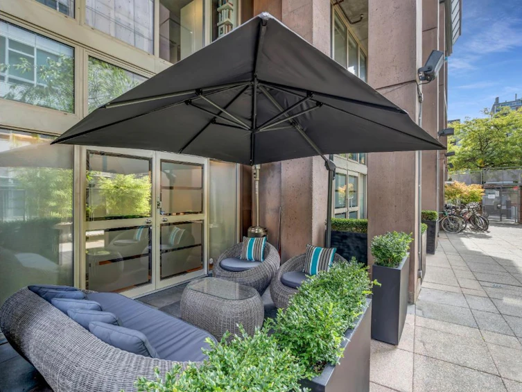 211&212-1529 W 6th Avenue, Vancouver, BC, V6J 1R1 - 21