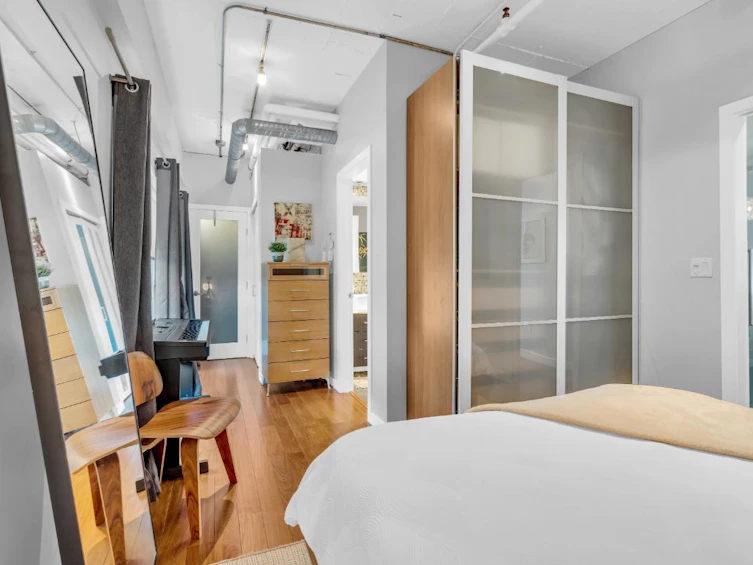 211&212-1529 W 6th Avenue, Vancouver, BC, V6J 1R1 - 10
