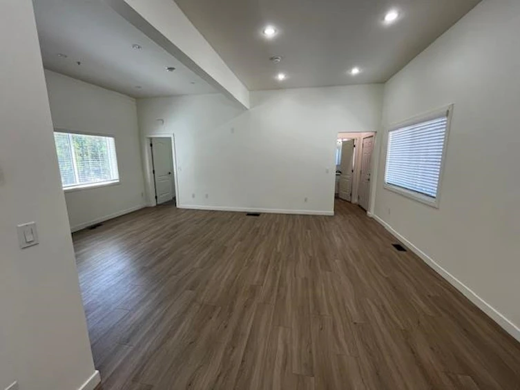 25491 Dewdney Trunk Road, Maple Ridge, BC, V4R 1X8 - 4