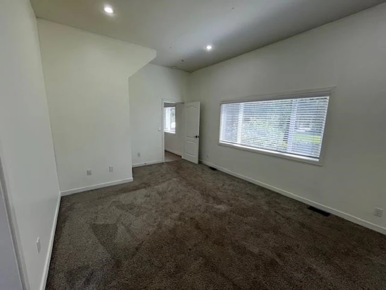 25491 Dewdney Trunk Road, Maple Ridge, BC, V4R 1X8 - 9